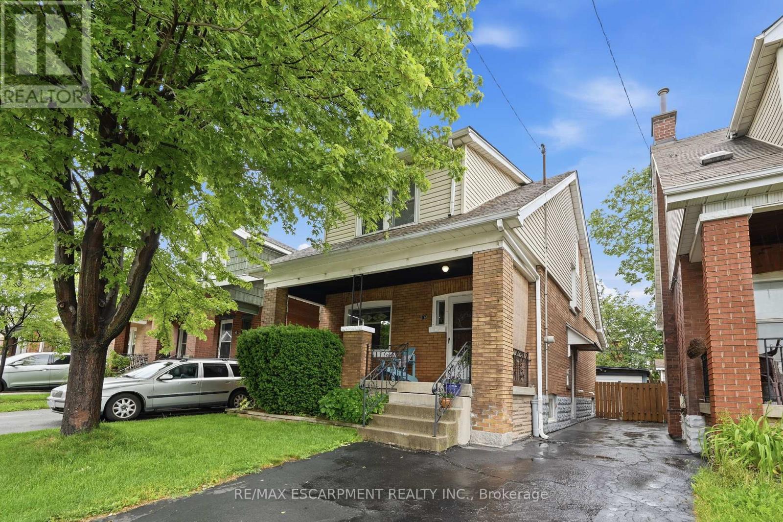 16 CONNAUGHT AVENUE N, Hamilton, Ontario