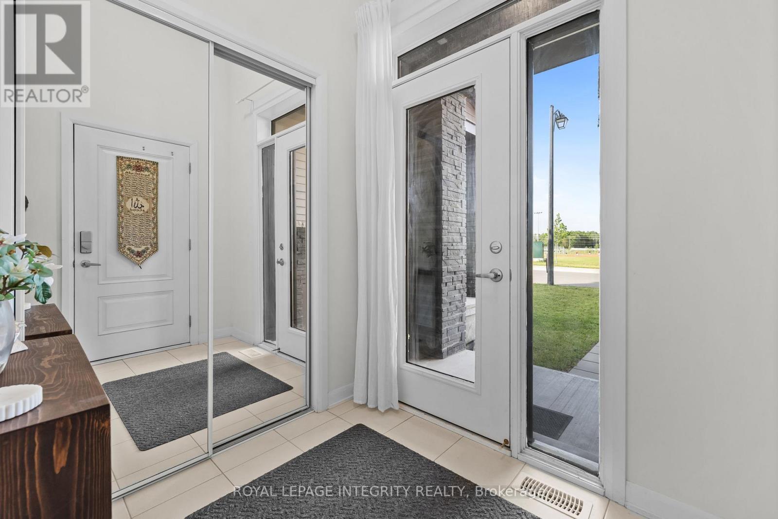 43 Finglas Court, Ottawa, Ontario  K2J 6Y6 - Photo 2 - X13434204