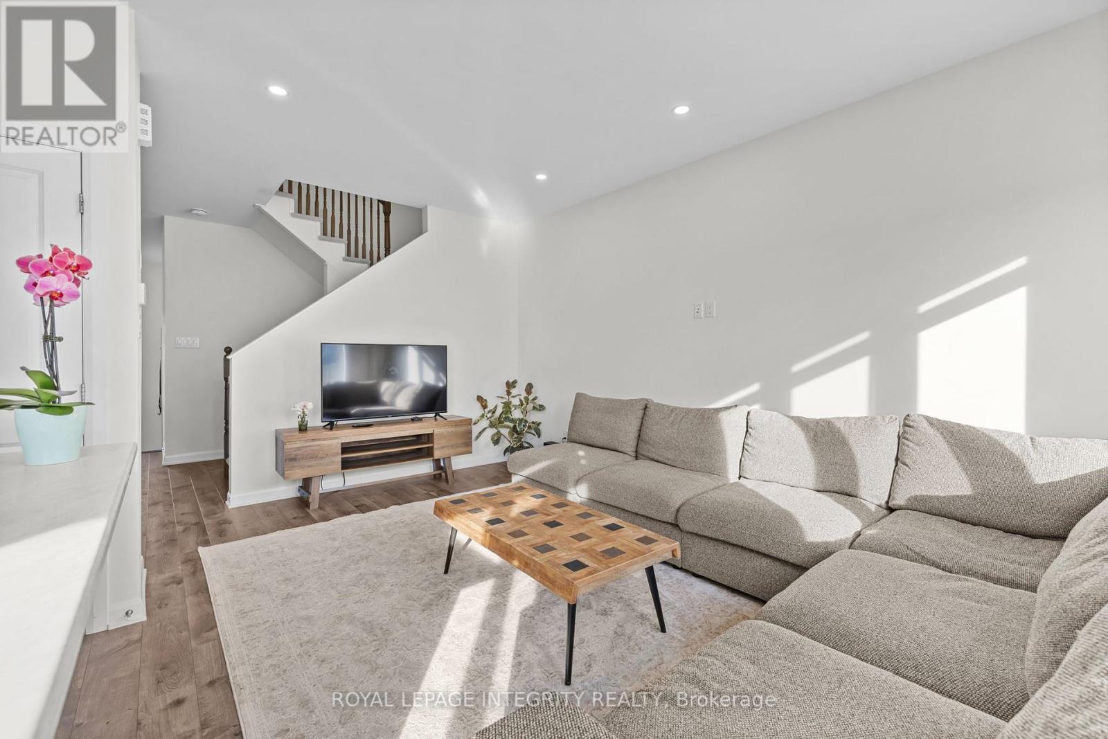 43 Finglas Court, Ottawa, Ontario  K2J 6Y6 - Photo 7 - X13434204