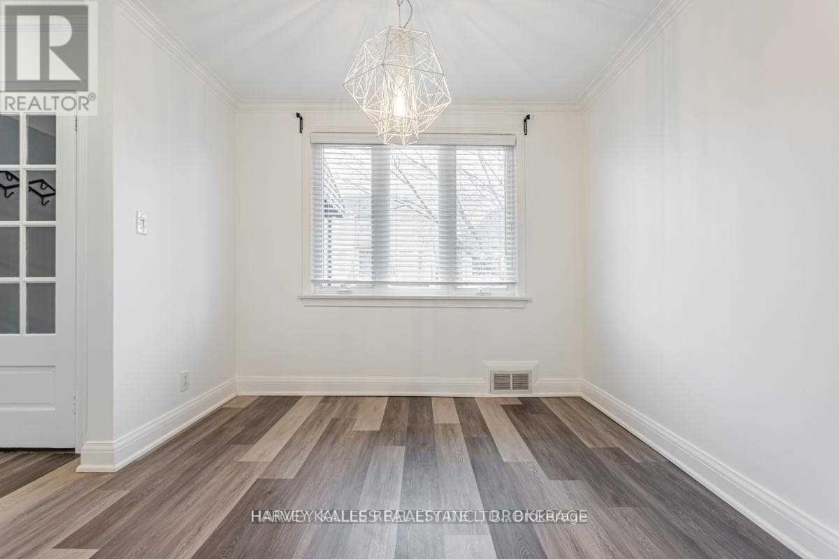 Main - 157 Viewmount Avenue, Toronto, Ontario  M6B 1T5 - Photo 10 - C13219056