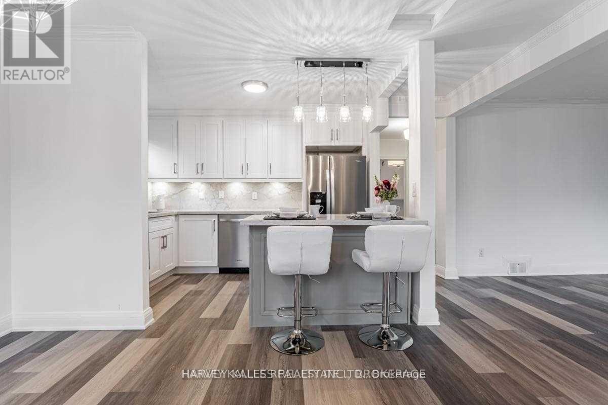 Main - 157 Viewmount Avenue, Toronto, Ontario  M6B 1T5 - Photo 12 - C13219056