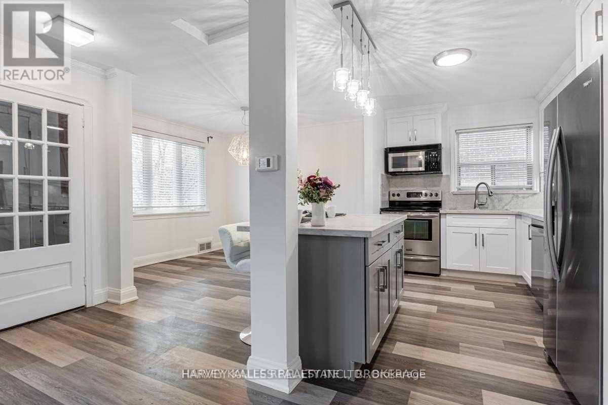 Main - 157 Viewmount Avenue, Toronto, Ontario  M6B 1T5 - Photo 14 - C13219056