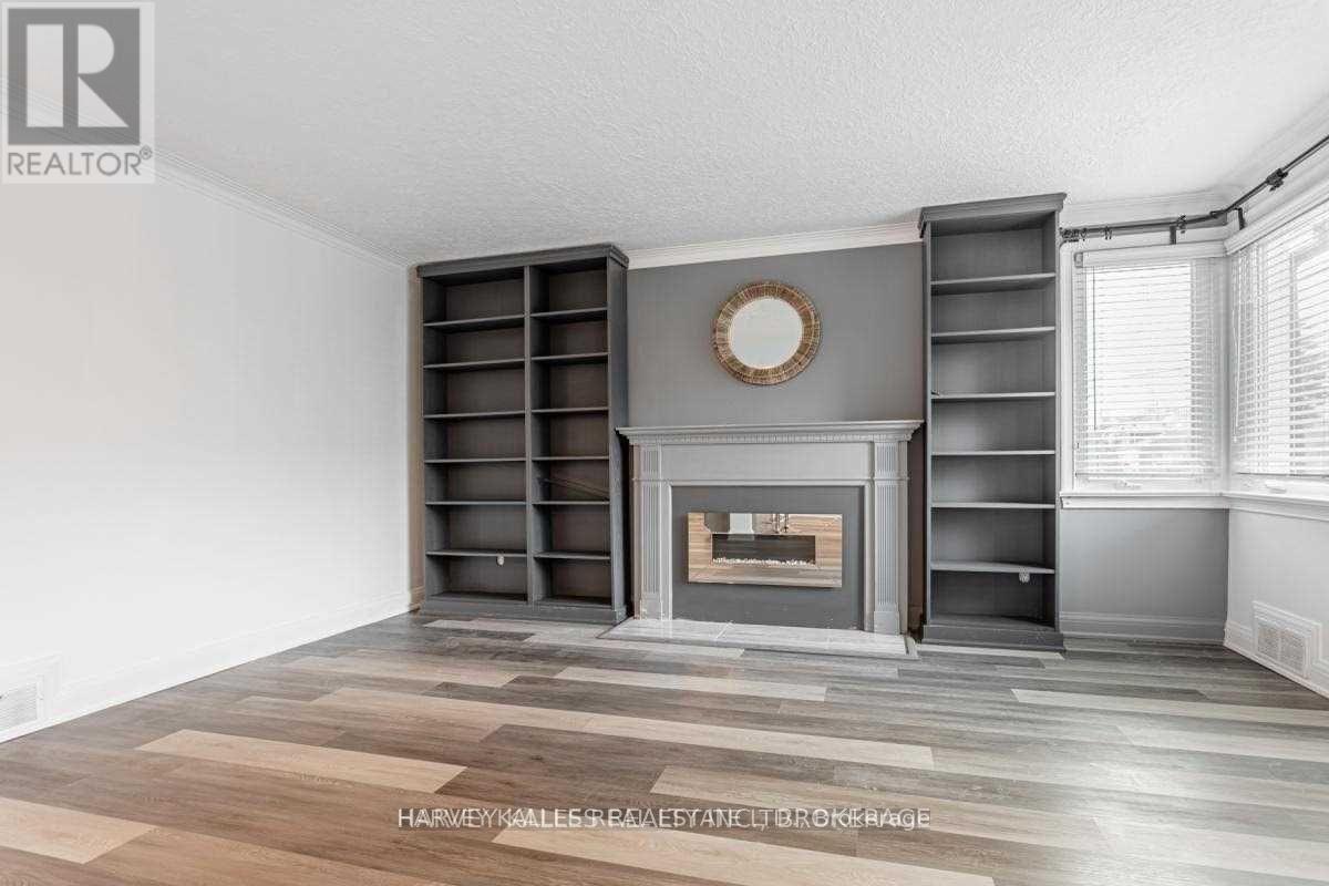 Main - 157 Viewmount Avenue, Toronto, Ontario  M6B 1T5 - Photo 6 - C13219056