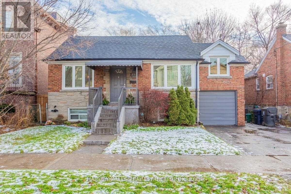 Main - 157 Viewmount Avenue, Toronto, Ontario  M6B 1T5 - Photo 3 - C13219056