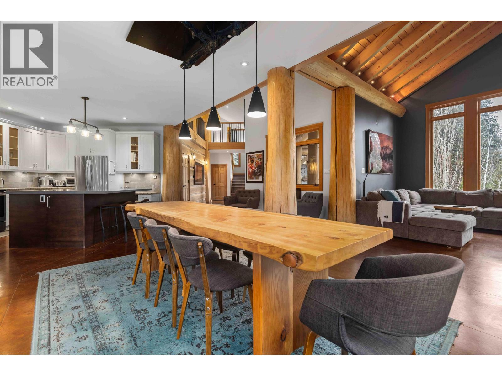 7703 Pemberton Portage Road, Pemberton, British Columbia  V0N 2L0 - Photo 9 - R3084272