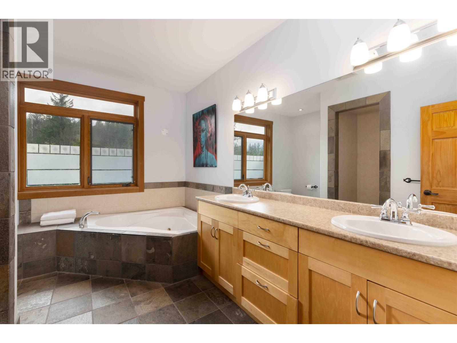 7703 Pemberton Portage Road, Pemberton, British Columbia  V0N 2L0 - Photo 15 - R3084272