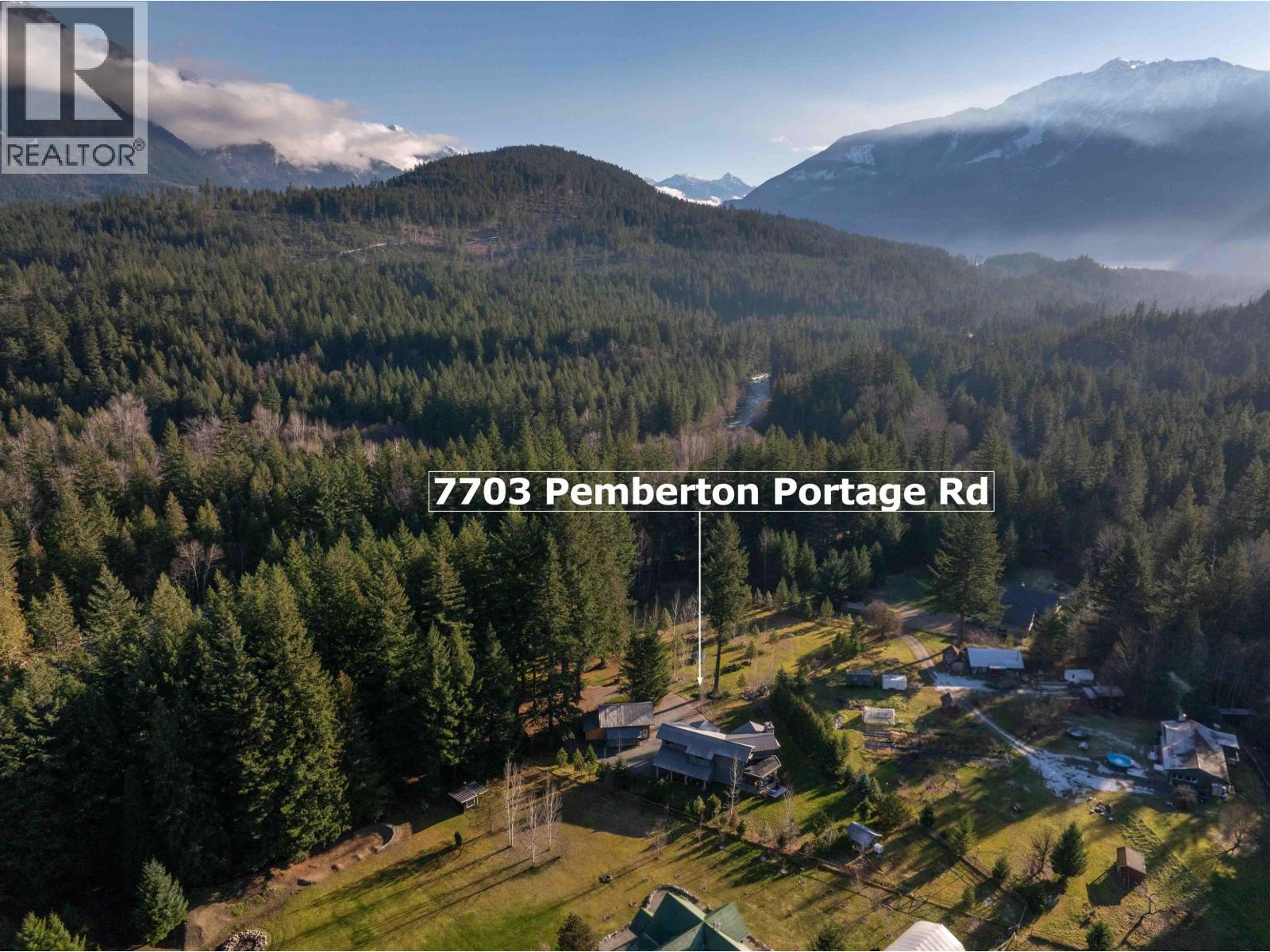 7703 Pemberton Portage Road, Pemberton, British Columbia  V0N 2L0 - Photo 35 - R3084272