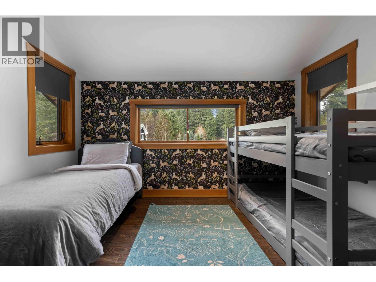 7703 Pemberton Portage Road, Pemberton, British Columbia  V0N 2L0 - Photo 17 - R3084272