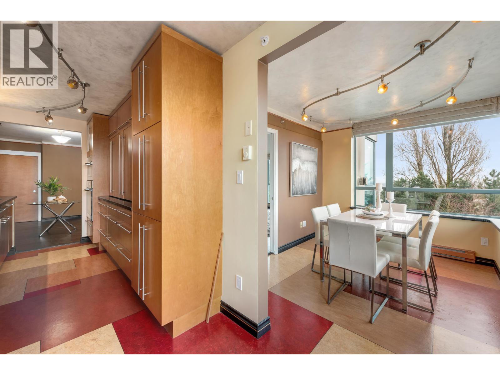 601 6622 Southoaks Crescent, Burnaby, British Columbia  V5E 4K2 - Photo 14 - R3135101