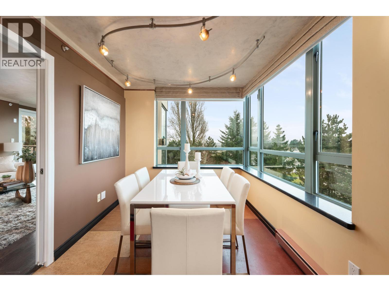 601 6622 Southoaks Crescent, Burnaby, British Columbia  V5E 4K2 - Photo 15 - R3135101