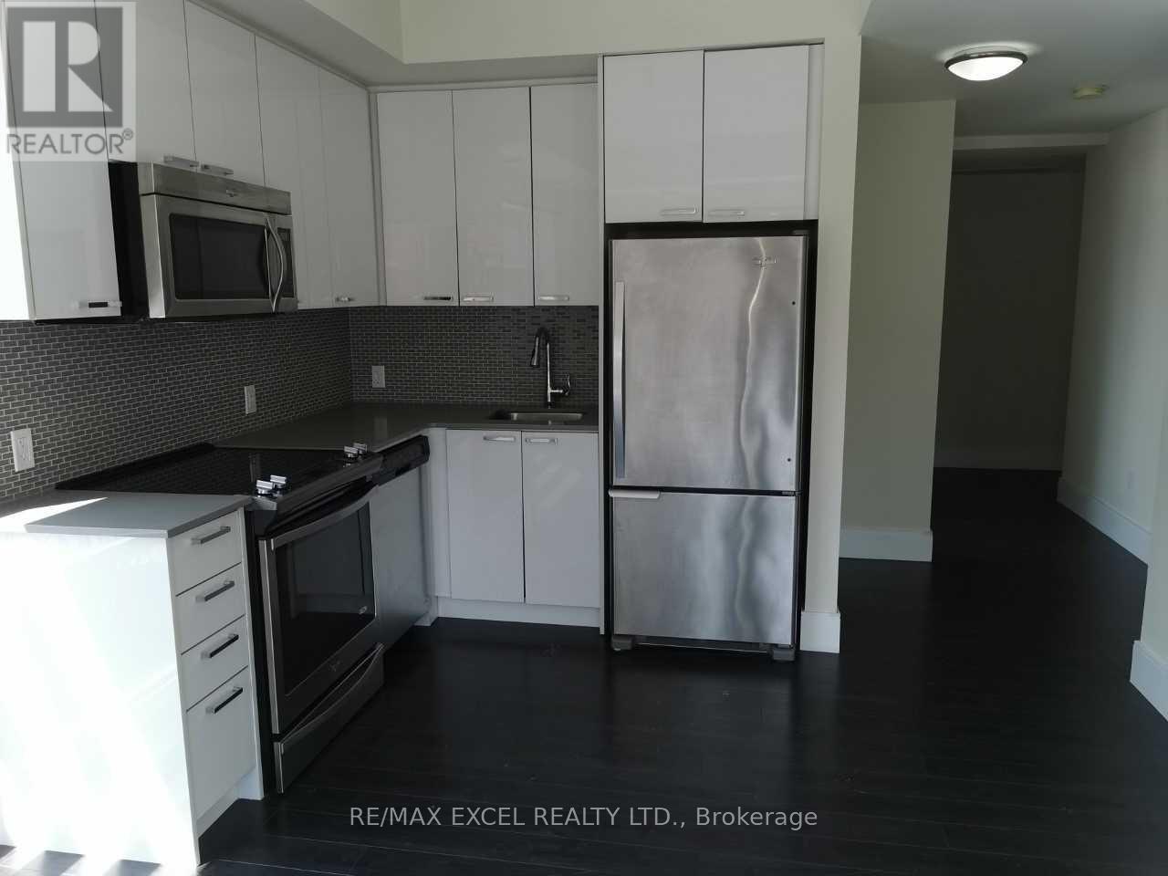 107 - 155 St Leger Street, Kitchener, Ontario  N2H 0B9 - Photo 3 - X13434152