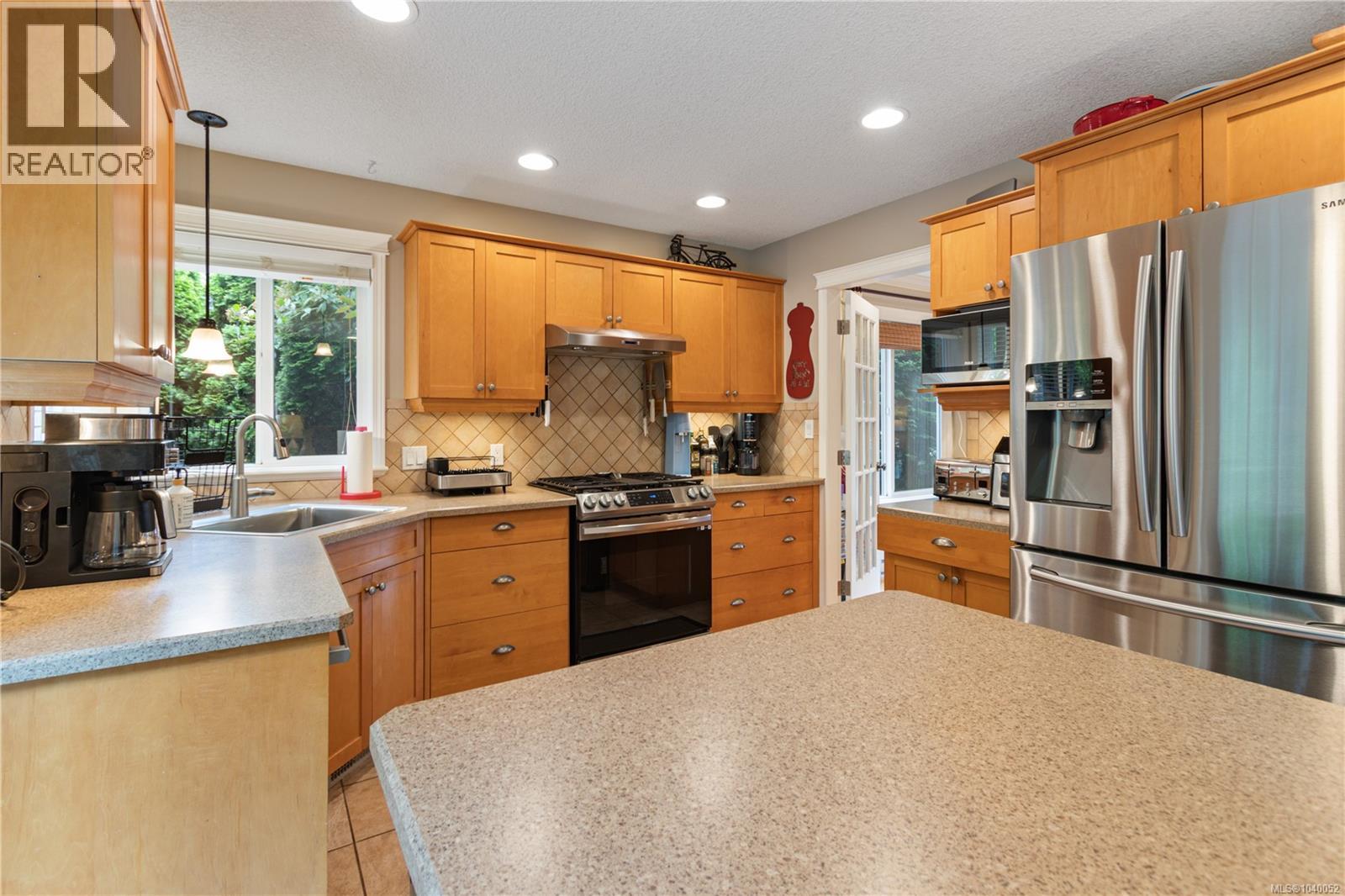 4957 Hartwig Cres, Nanaimo, British Columbia V9T 1V9 - Photo 5 - 1040052