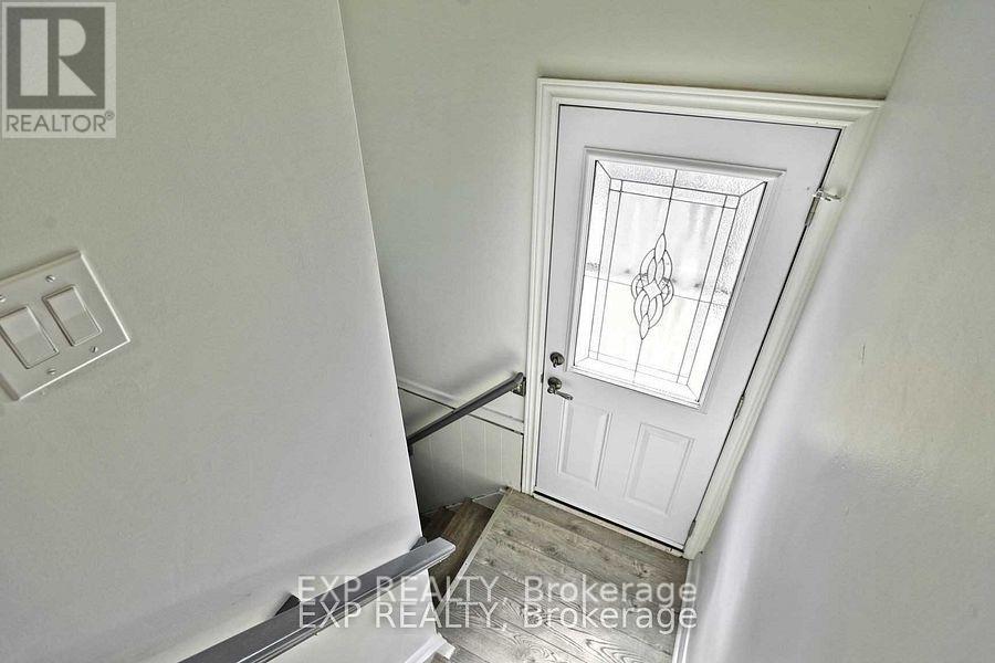 778 Drury Lane, Burlington, Ontario  L7R 2Y2 - Photo 10 - W13434252
