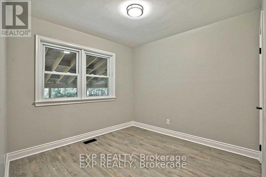 778 Drury Lane, Burlington, Ontario  L7R 2Y2 - Photo 8 - W13434252