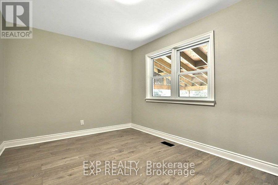 778 Drury Lane, Burlington, Ontario  L7R 2Y2 - Photo 9 - W13434252