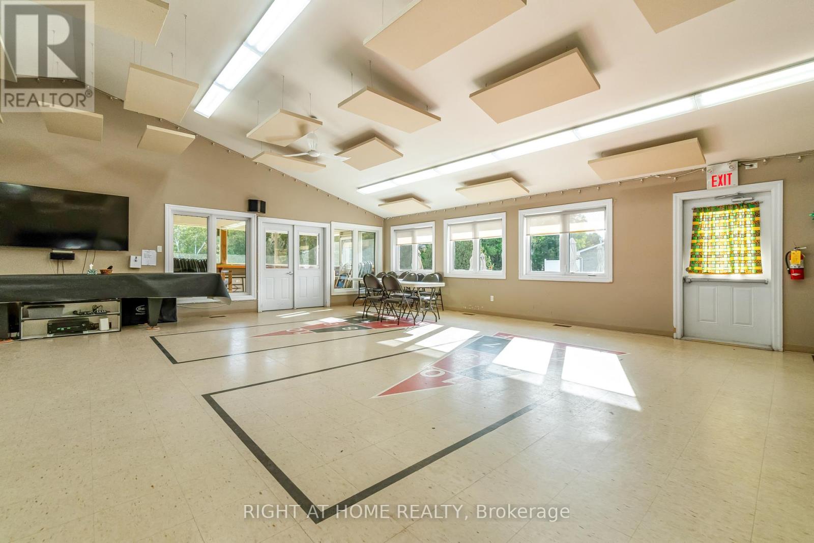 3 Carruthers Street S, Wasaga Beach, Ontario  L9Z 1K2 - Photo 22 - S12457389