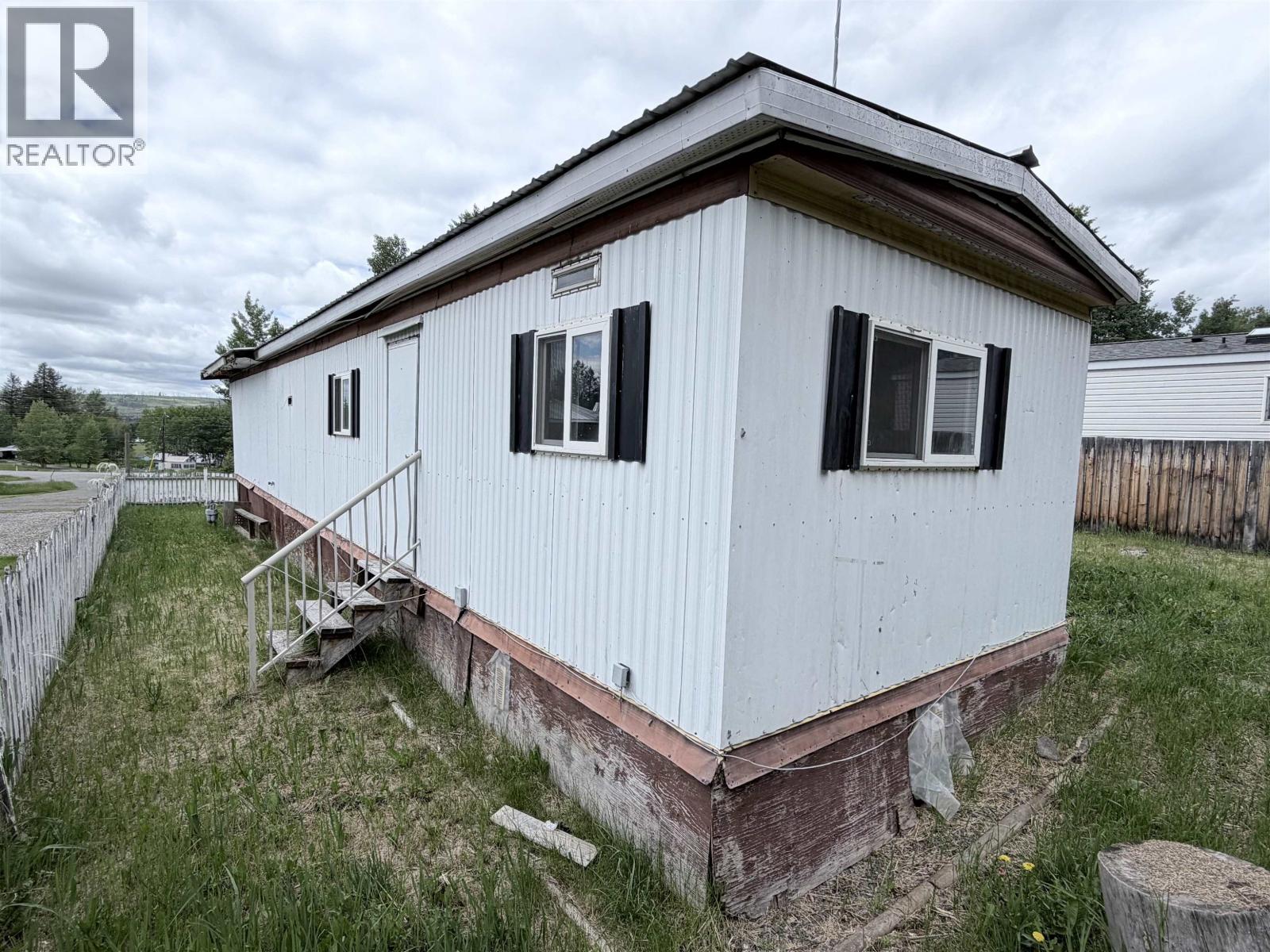 13 3028 Pigeon Road, 150 Mile House, British Columbia  V0K 2G0 - Photo 30 - R3135120