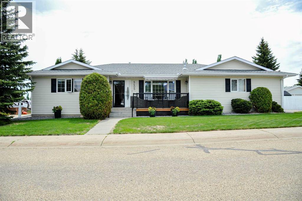 5405 62 Street, Camrose, Alberta  T4V 4H3 - Photo 1 - A2319477