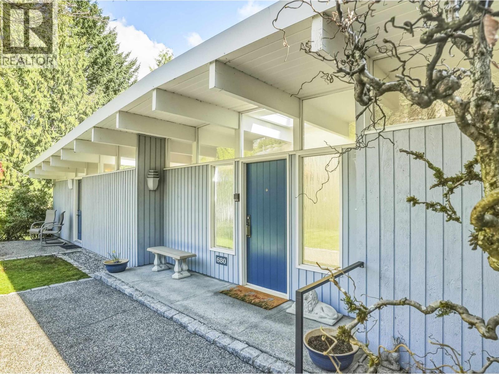 680 St. Andrews Road, West Vancouver, British Columbia  V7S 1V6 - Photo 3 - R3109682