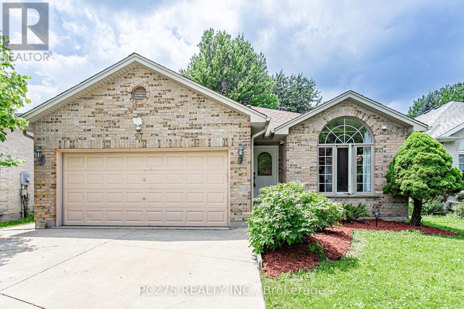 27 JASMINE DRIVE, London North, Ontario
