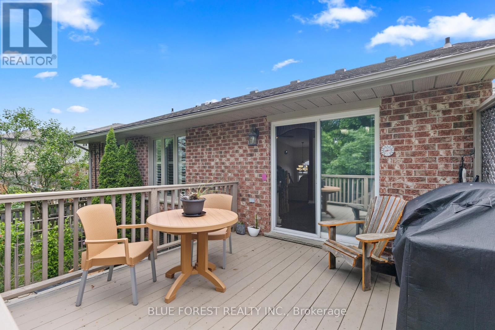 29 Village Gate Crescent, Thames Centre, Ontario  N0L 1G3 - Photo 35 - X13434432