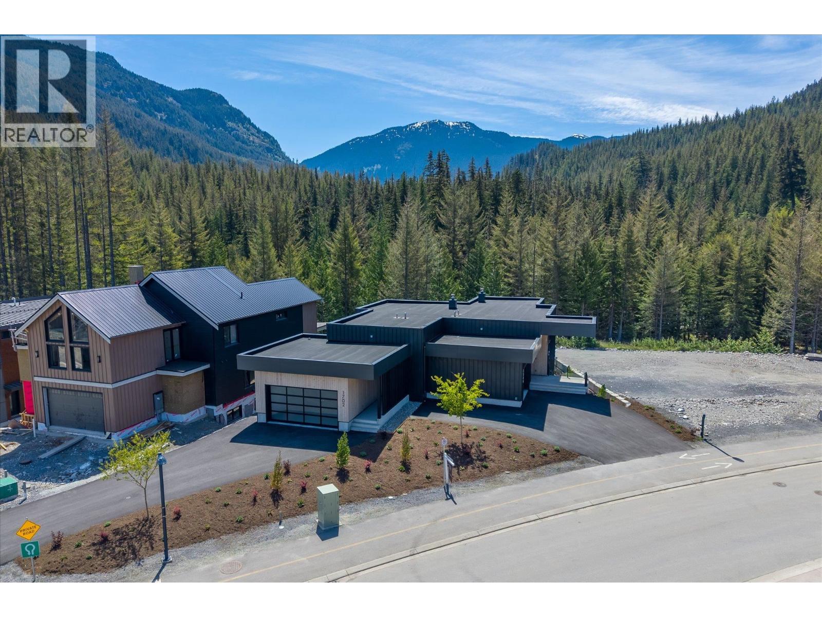 1804 Mount Fee Road, Whistler, British Columbia  V8E 1P4 - Photo 36 - R3130025
