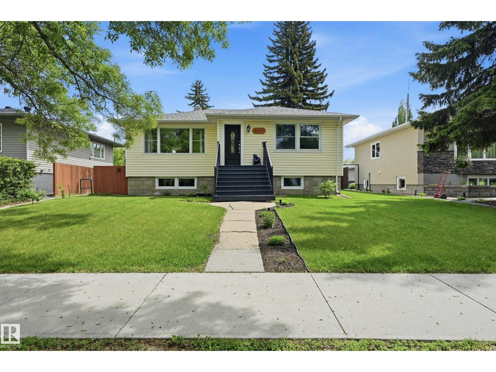 6227 109a St Nw, Edmonton, Alberta  T6H 3C6 - Photo 1 - E4493023