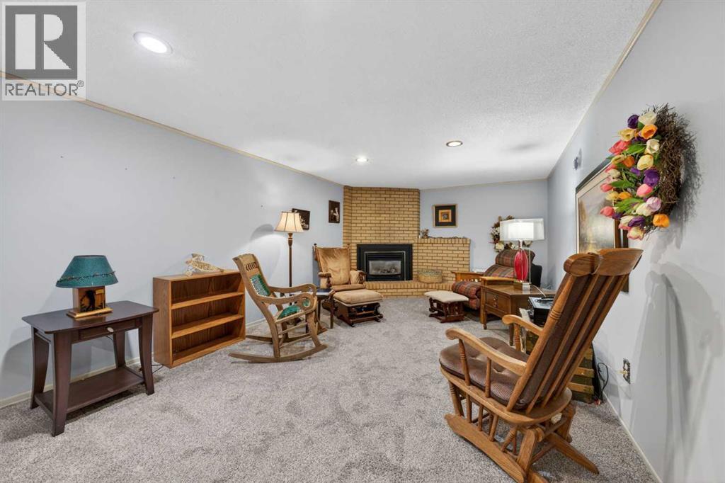 740 Hunterston Crescent NW, Calgary, Alberta  T2K 4N2 - Photo 20 - A2312853