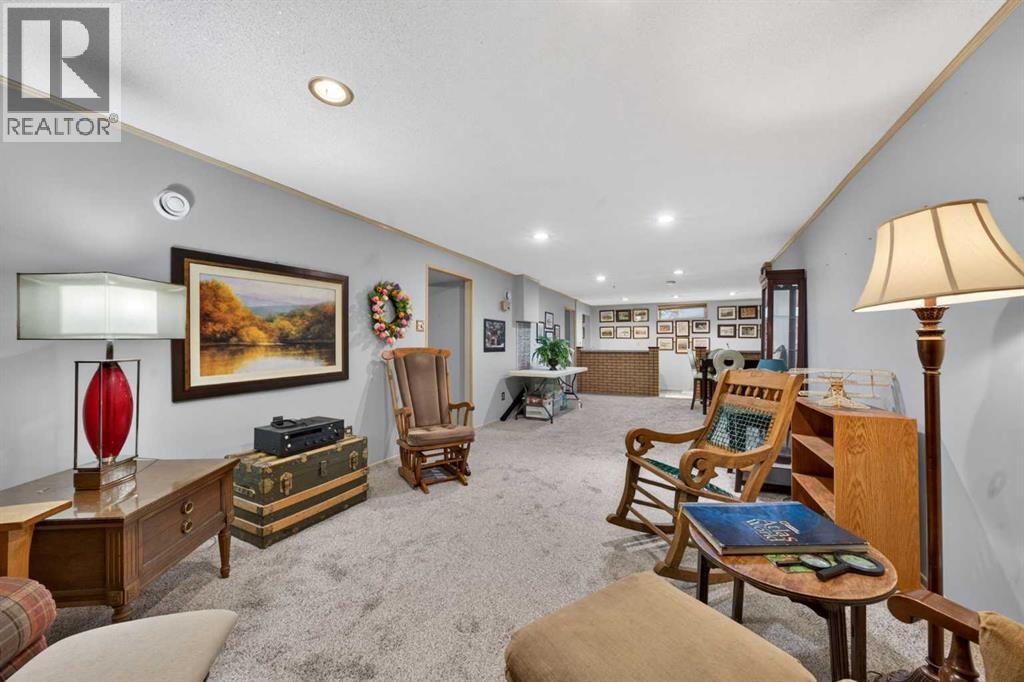 740 Hunterston Crescent NW, Calgary, Alberta  T2K 4N2 - Photo 21 - A2312853