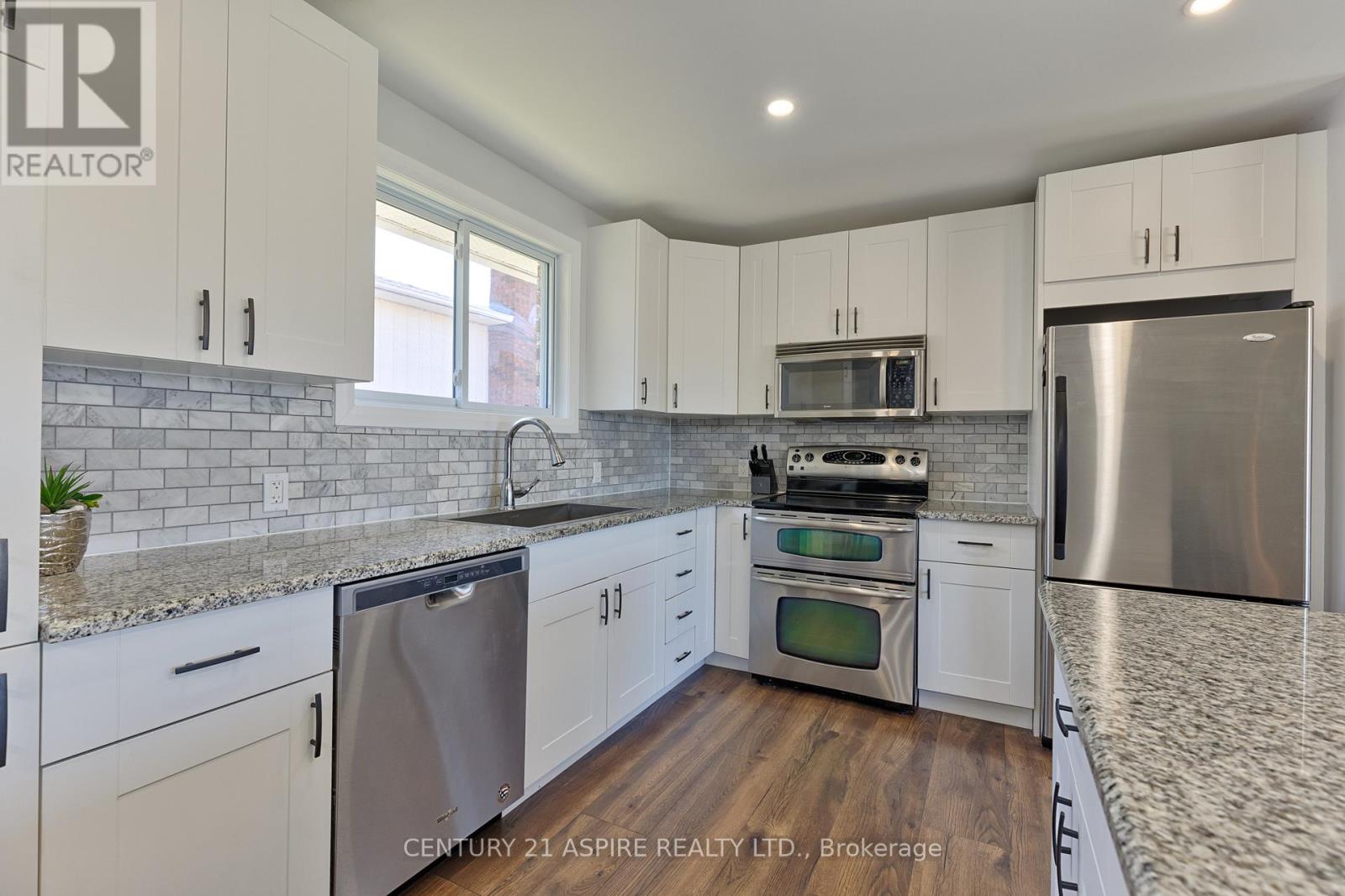17 Maple Avenue, Petawawa, Ontario  K8H 2Y4 - Photo 14 - X13434354
