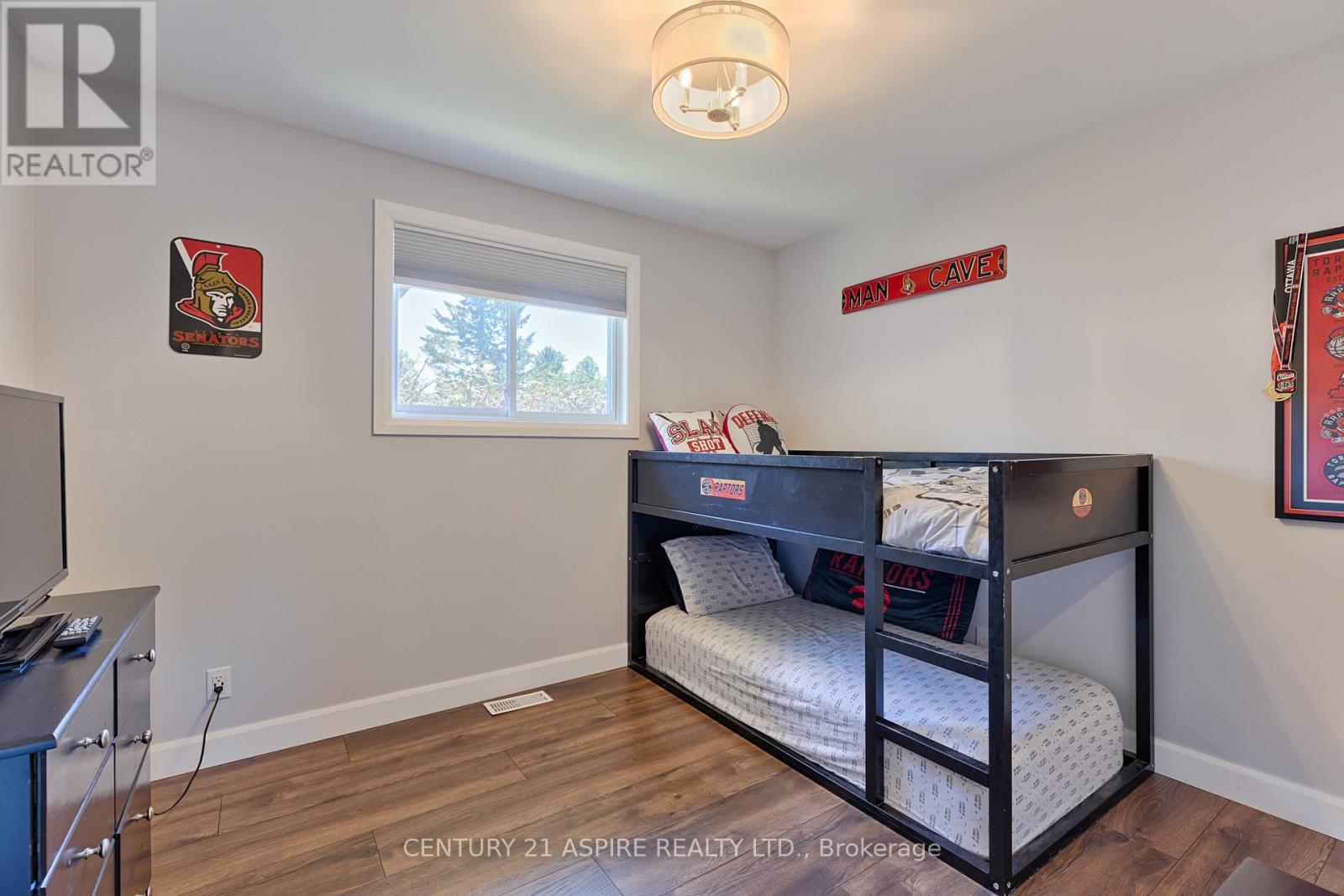 17 Maple Avenue, Petawawa, Ontario  K8H 2Y4 - Photo 17 - X13434354
