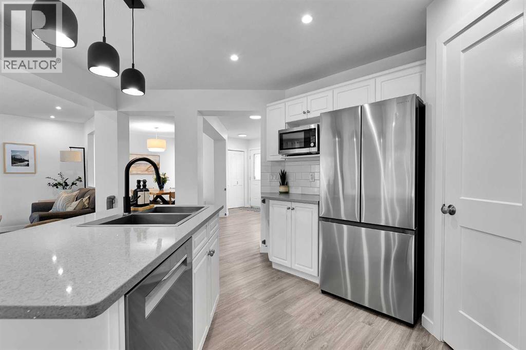 272 Douglas Glen Boulevard SE, Calgary, Alberta  T2Z 3M8 - Photo 11 - A2317510