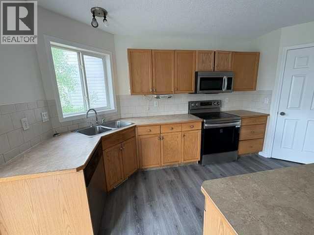 531 Stonegate Road Nw, Airdrie, Alberta T4B 2Z9 - Photo 2 - A2318075