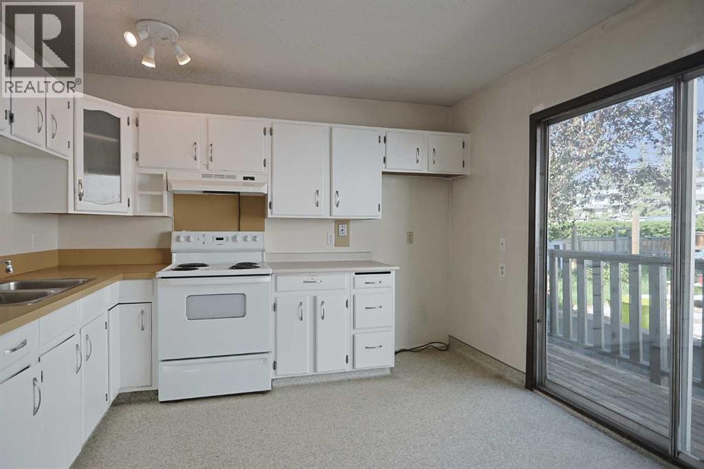 5417 Dalrymple Crescent Nw, Calgary, Alberta  T3A 1R2 - Photo 2 - A2318136