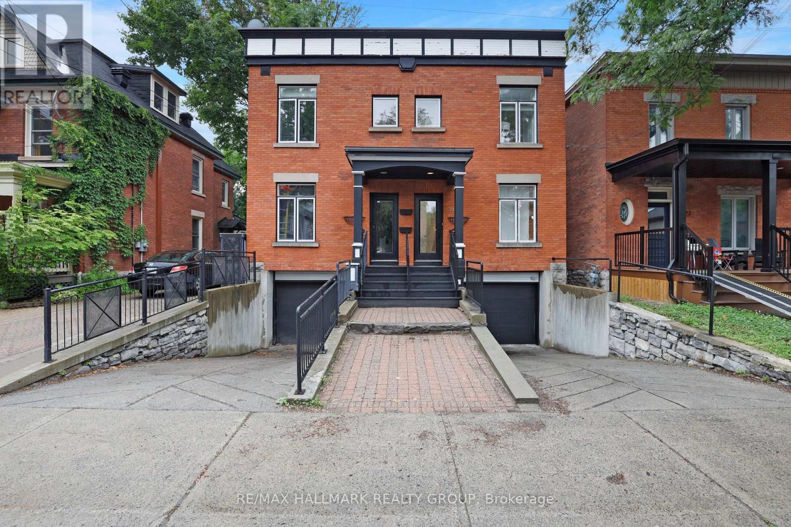 29 THORNTON AVENUE, Ottawa, Ontario