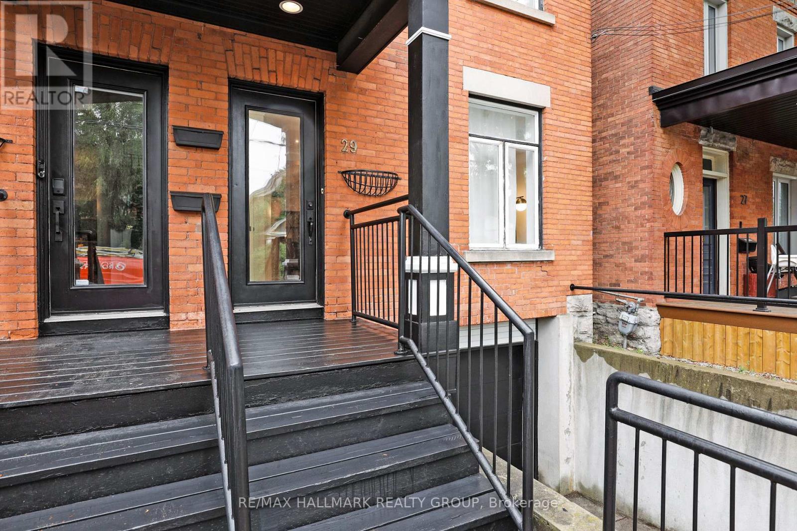 29 Thornton Avenue, Ottawa, Ontario  K1S 2R8 - Photo 4 - X13434430