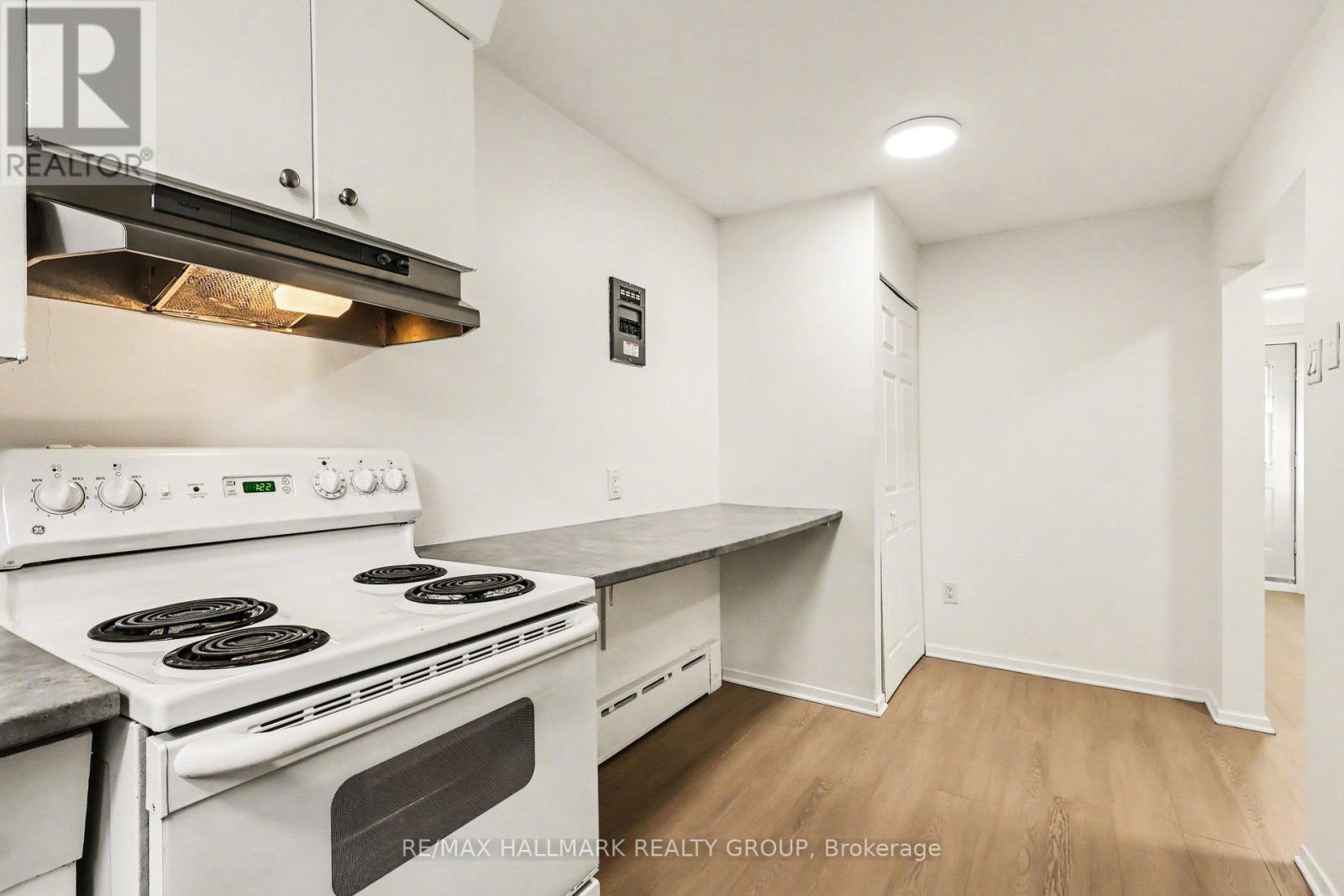 2 - 303 Lavergne Street, Ottawa, Ontario K1L 5E2 - Photo 10 - X13434494