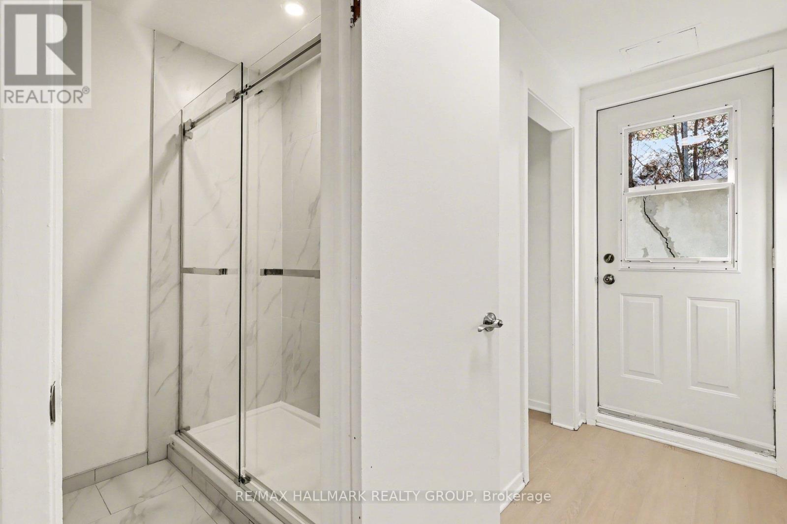 2 - 303 Lavergne Street, Ottawa, Ontario K1L 5E2 - Photo 13 - X13434494