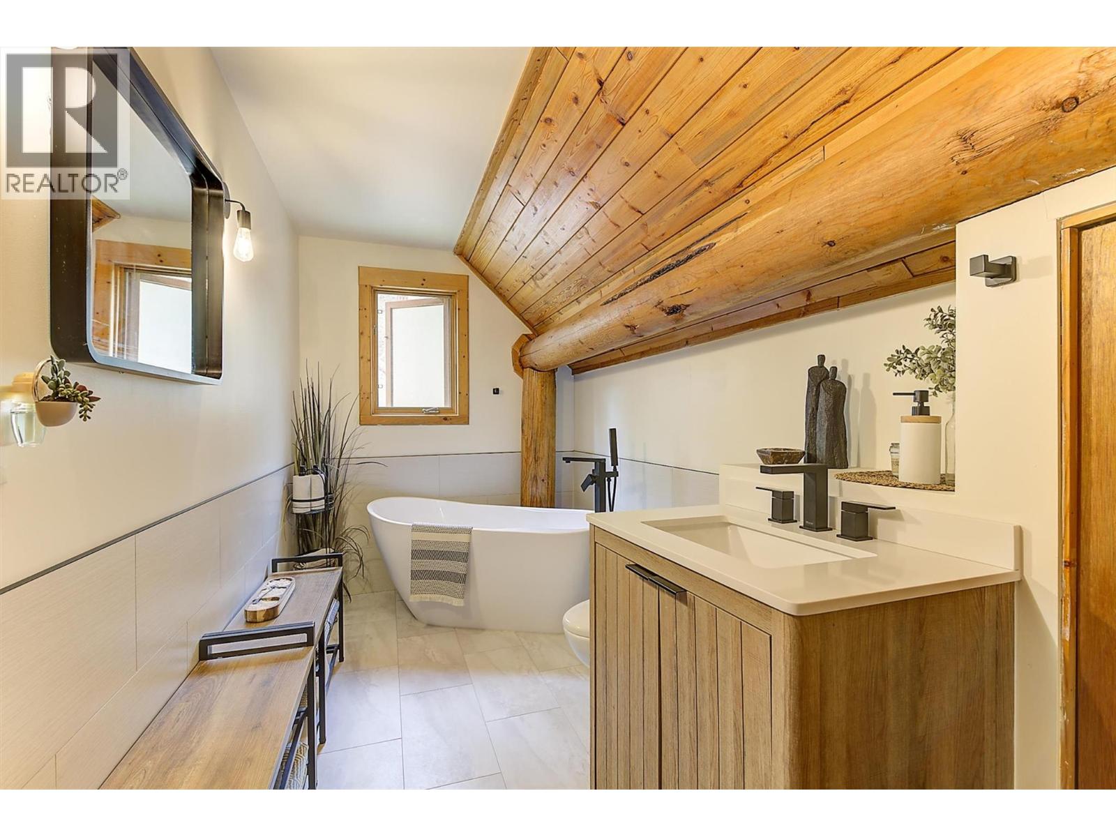 4220 6th Avenue Peachland Photo 37