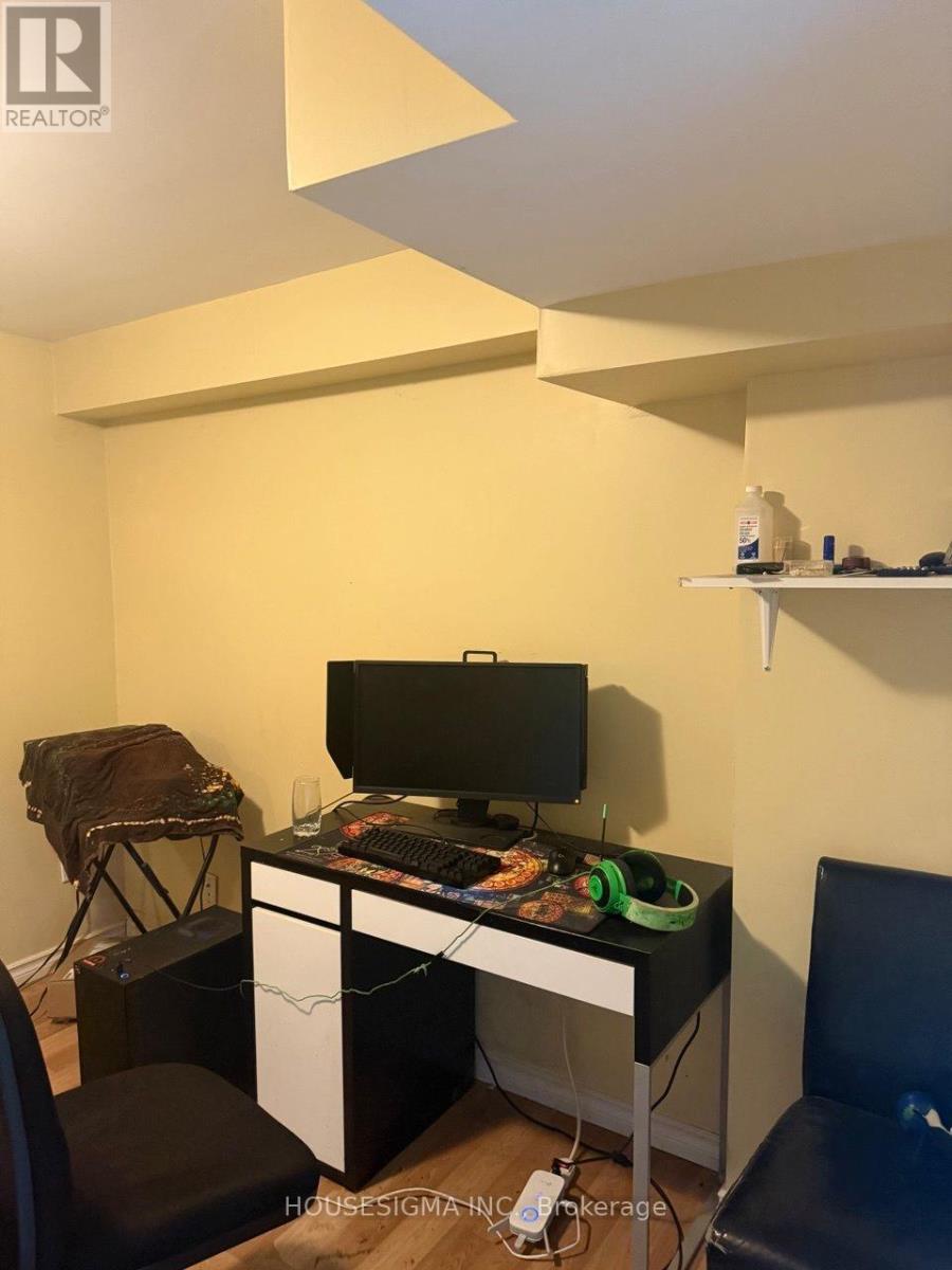 BASEMENT - 19 GRANARD BOULEVARD, Toronto, Ontario
