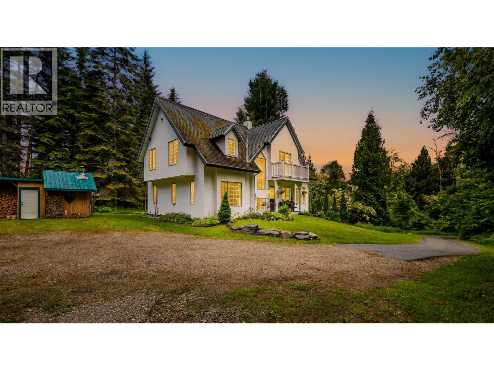 16096 Crawford Creek Road, Crawford Bay, British Columbia  V0B 1E0 - Photo 4 - 10391131