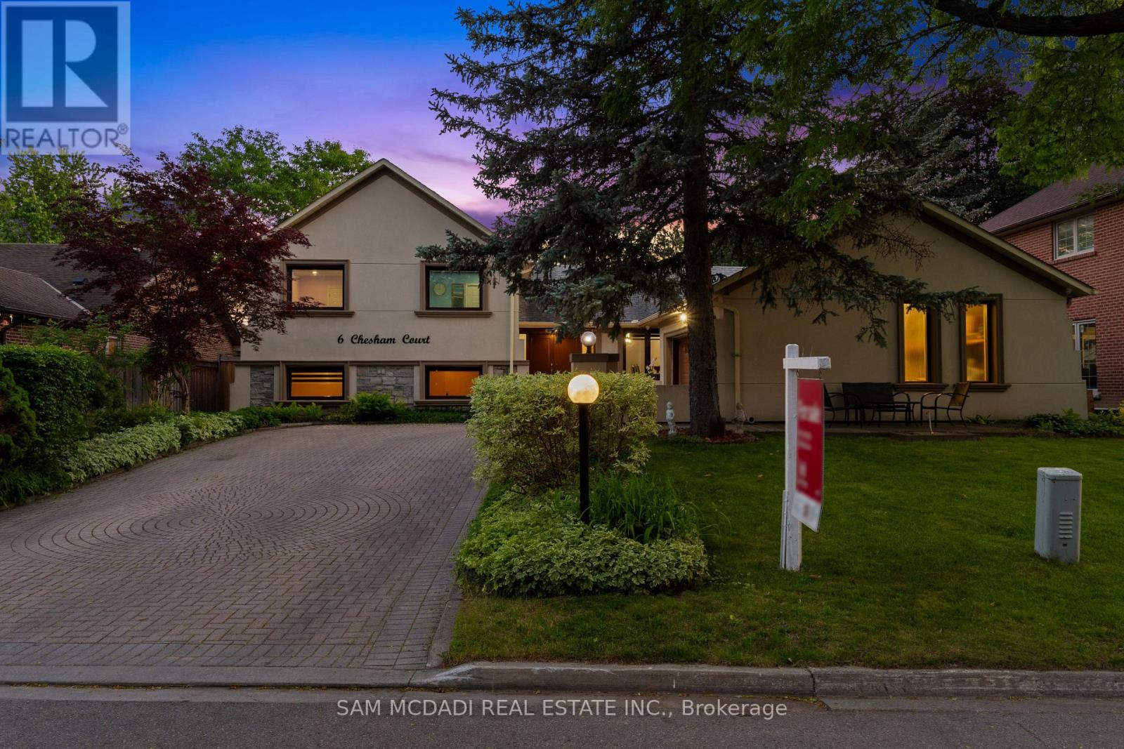 6 CHESHAM COURT, Brampton, Ontario