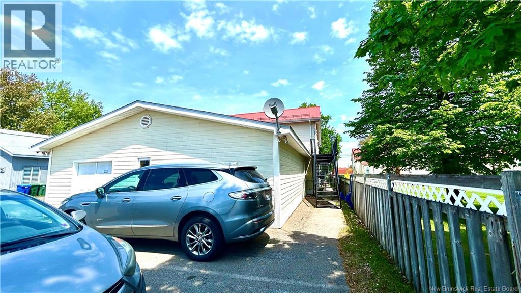 140 10e Street, Shippagan, New Brunswick  E8S 1B9 - Photo 6 - NB132795