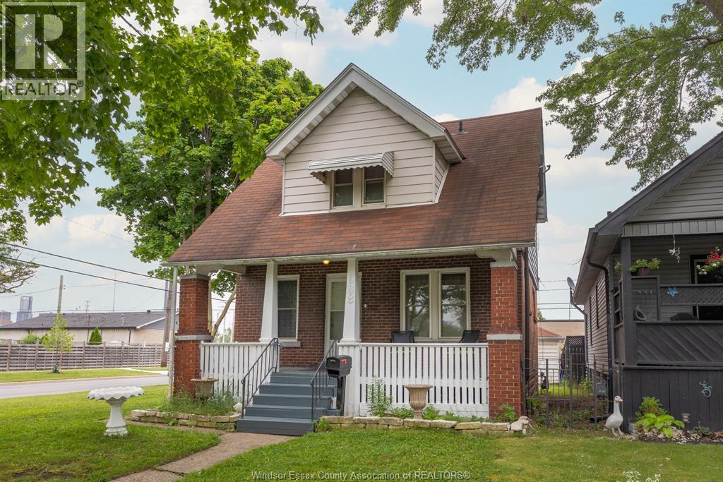 908 Oak Street, Windsor, Ontario  N9A 5G2 - Photo 3 - 26013858