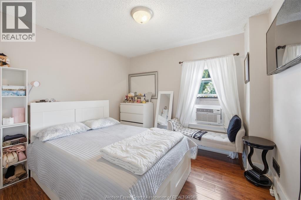 908 Oak Street, Windsor, Ontario  N9A 5G2 - Photo 14 - 26013858