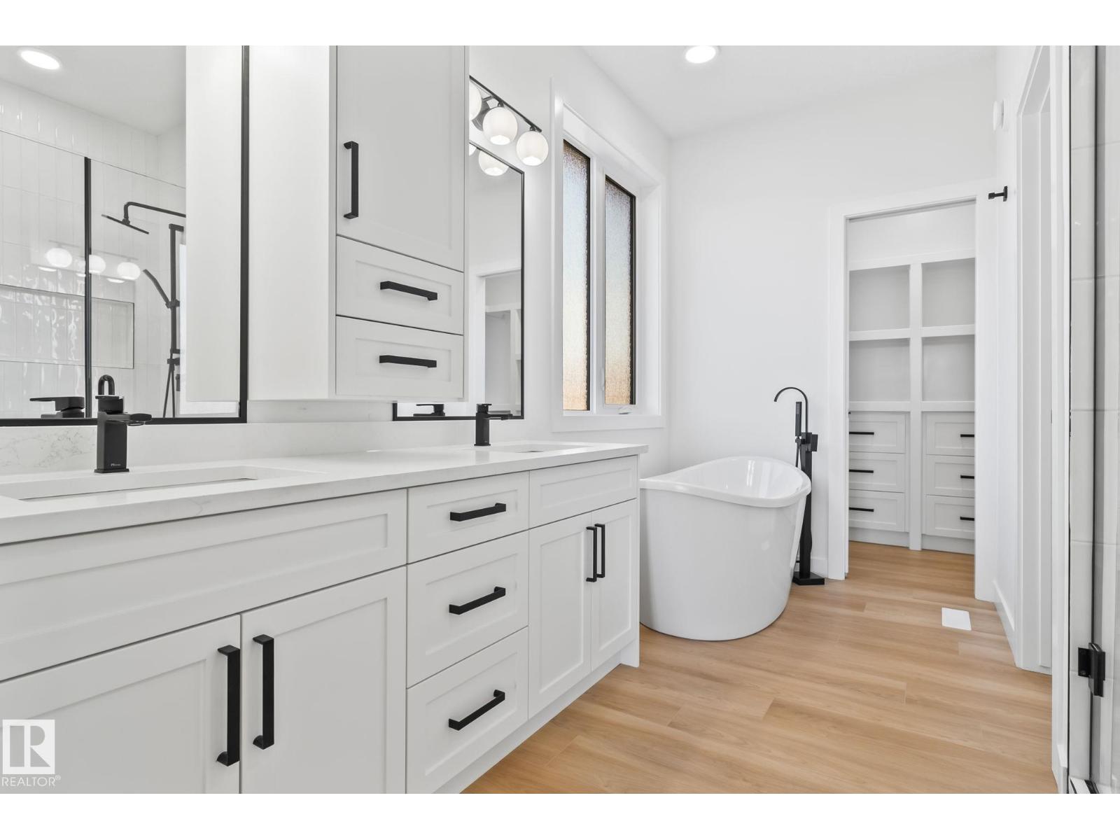 1411 Redpoll Court Nw, Edmonton, Alberta  T5S 0V4 - Photo 11 - E4492671