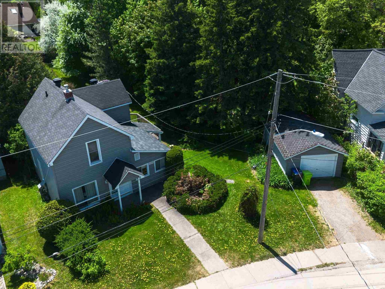135 Salisbury Ave, Sault Ste. Marie, Ontario  P6B 1M3 - Photo 3 - SM261423