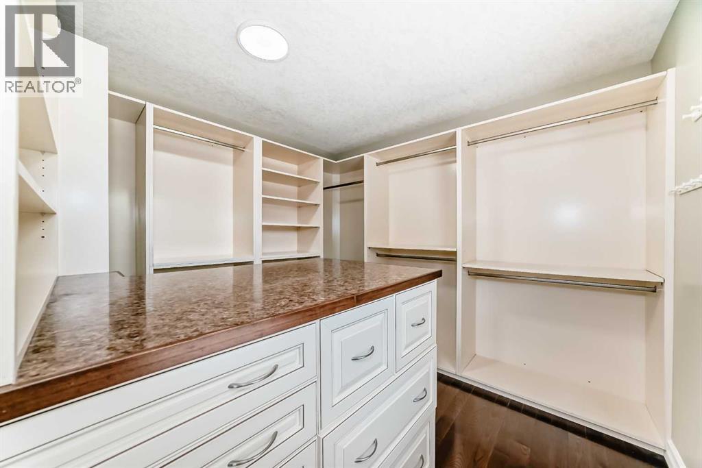 1912 Palliser Drive SW, Calgary, Alberta  T2V 4C5 - Photo 27 - A2320103