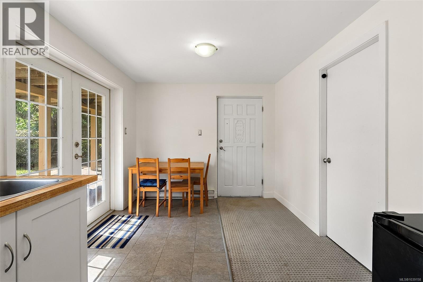 6395 Sunnyslope Dr, Central Saanich, British Columbia  V8Z 5Y4 - Photo 30 - 1039158