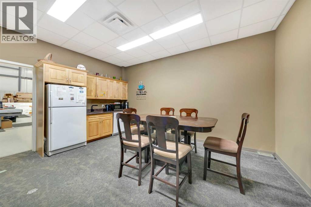 5921 50 Avenue, Lloydminster, Saskatchewan  S9V 2A4 - Photo 9 - A2319135